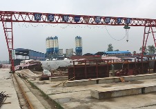 MH10-32-8電動(dòng)葫蘆門(mén)式起重機(jī)